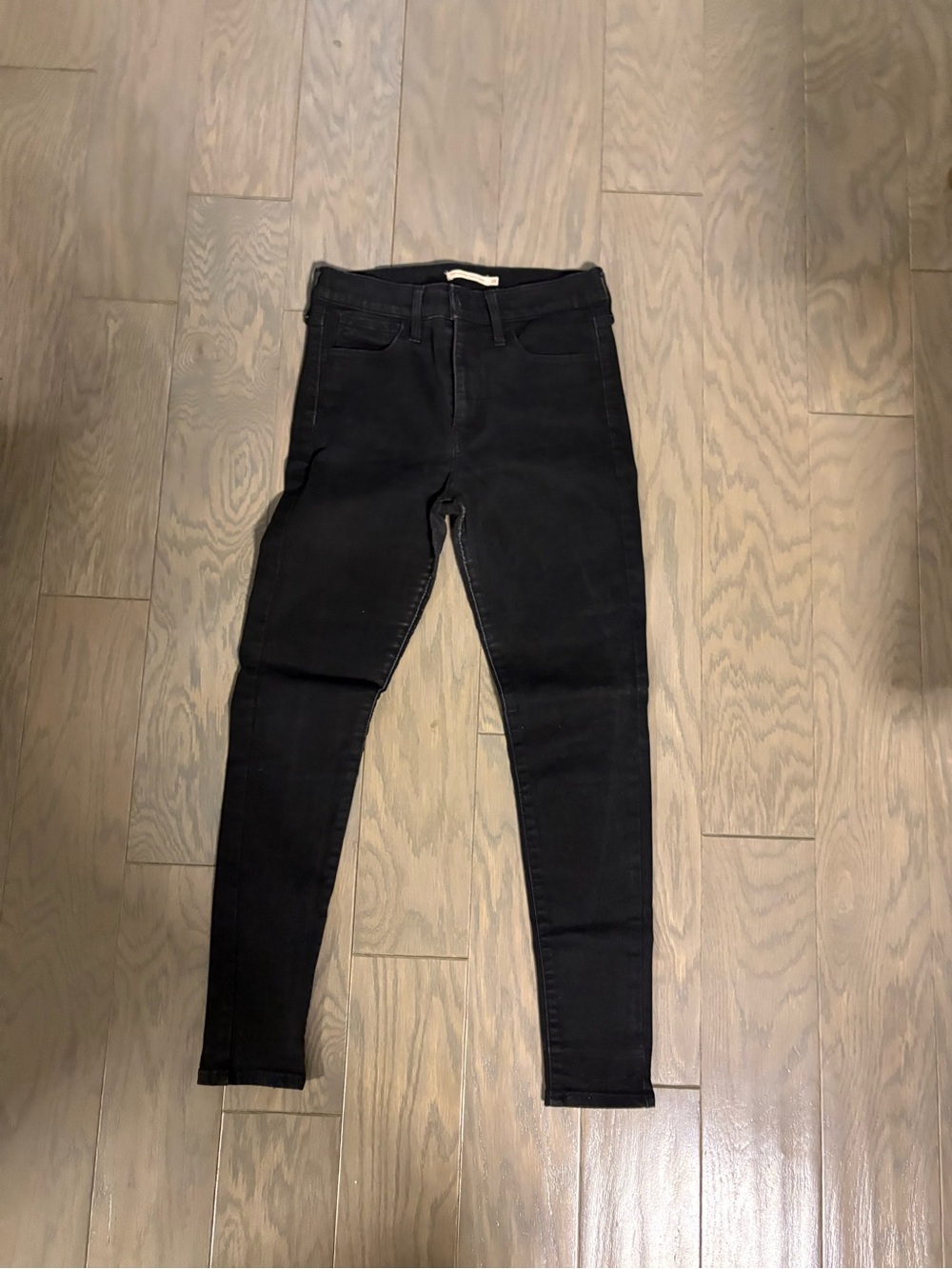 Levi's Women's Black Skinny High-Rise Jeans